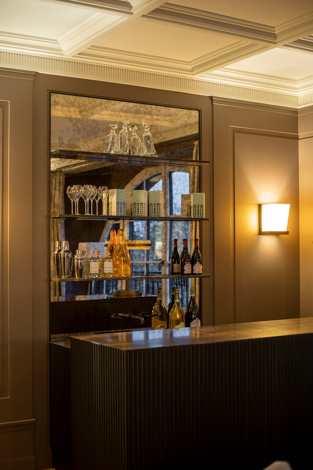 luxury bar interior wood marble 8