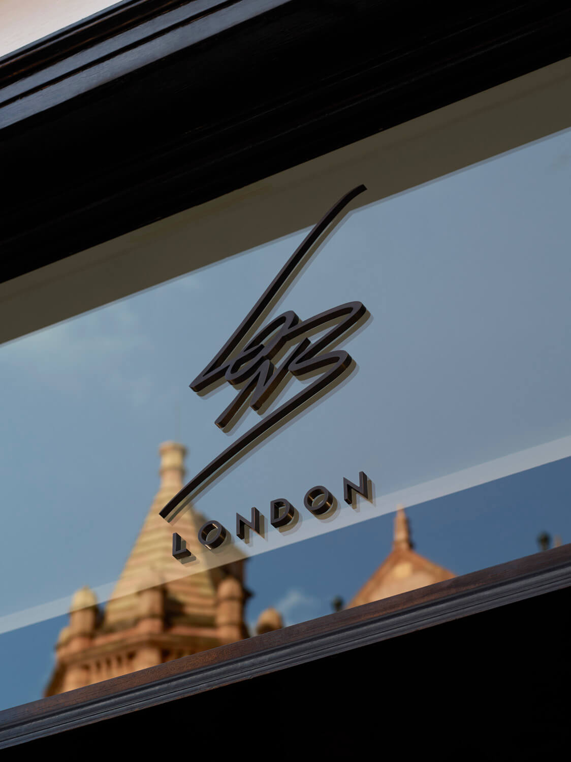 luxury shop interior london 6