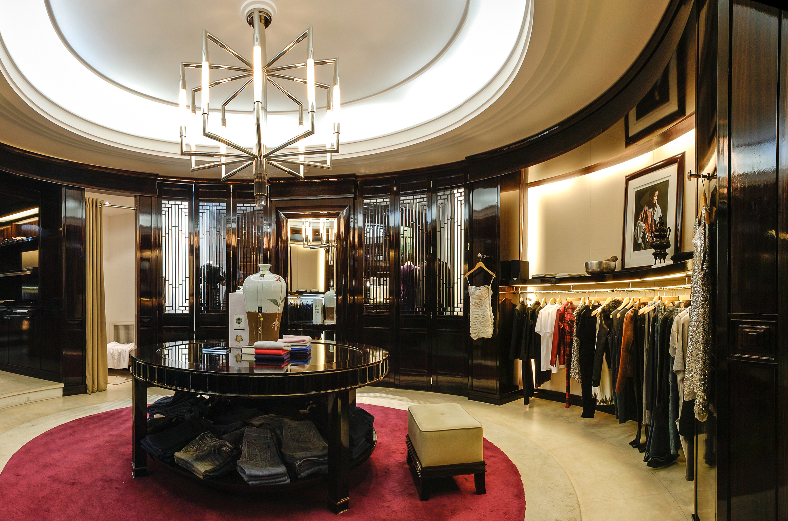 luxury shop interior Berlin17