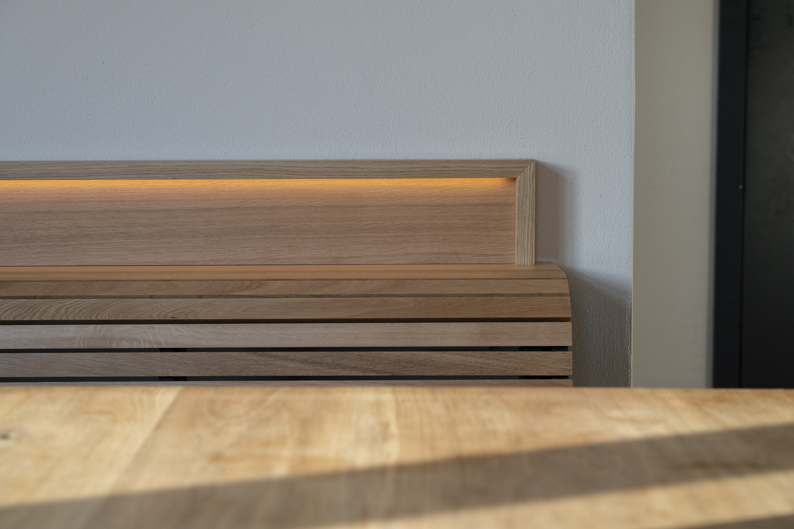 18Interior Restaurant bar