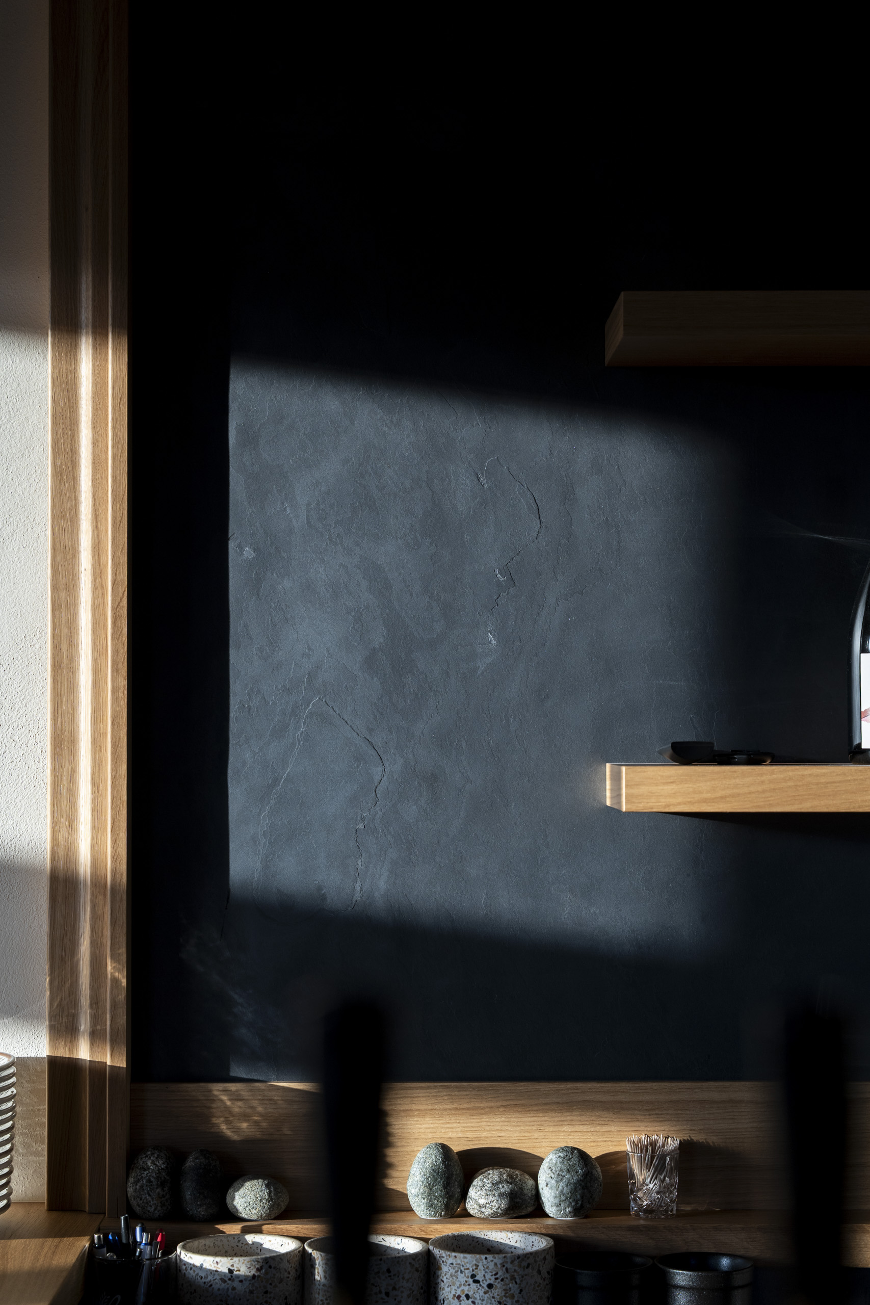 19Interior Restaurant bar