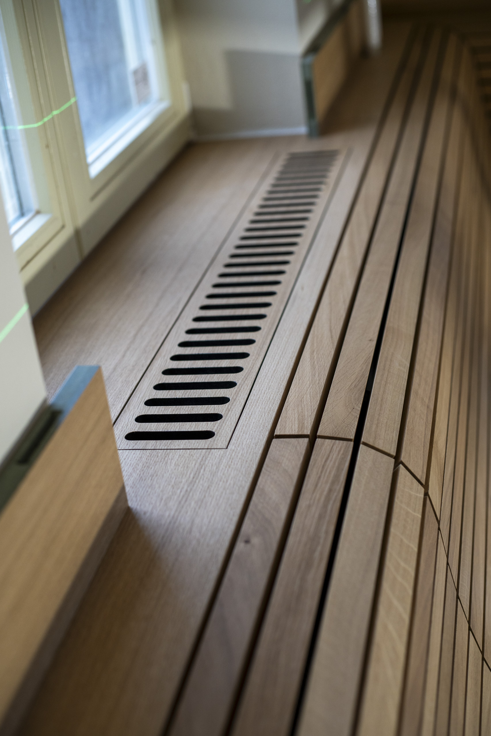 2Interior Restaurant bar